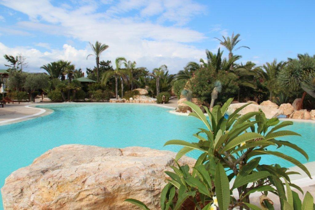 Cupola Bianca Resort LMP Exterior foto